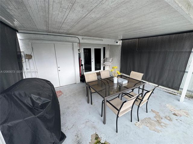 5427 NW 169th St, Miami Gardens, FL 33055