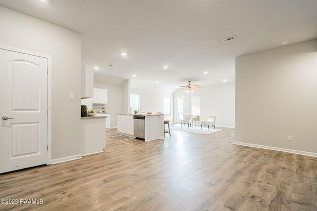 101 Eagle Lake Drive, Duson, LA 70529