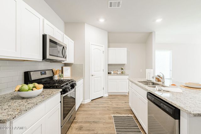 101 Eagle Lake Drive, Duson, LA 70529