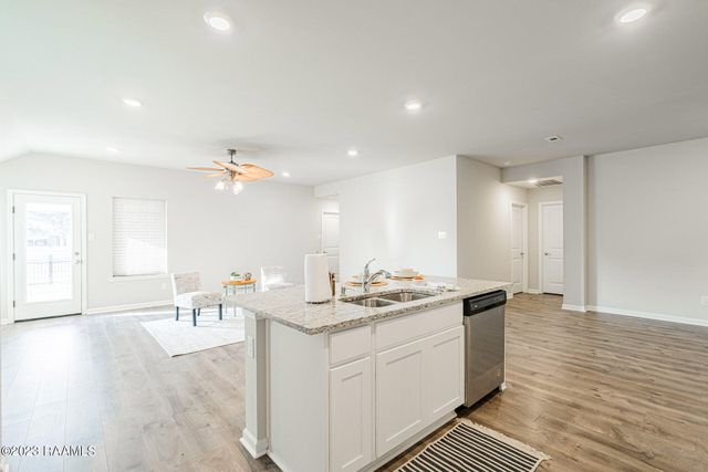 101 Eagle Lake Drive, Duson, LA 70529