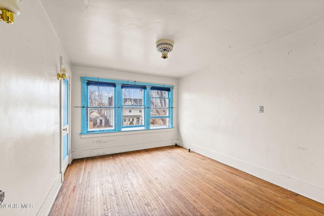 909 Prospect Avenue, Toledo, OH 43606