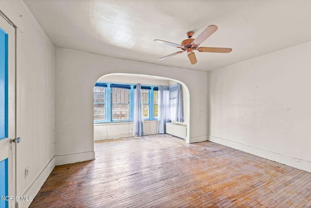 909 Prospect Avenue, Toledo, OH 43606