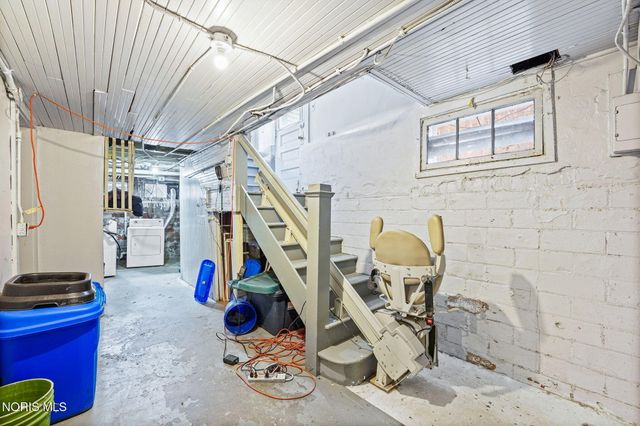 909 Prospect Avenue, Toledo, OH 43606