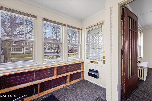 909 Prospect Avenue, Toledo, OH 43606