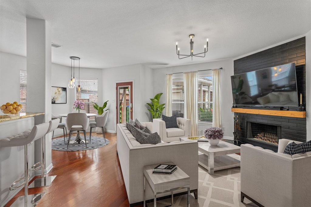 11513 Shadow Creek DR, Manor, TX 78653