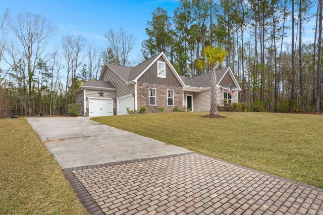 1206 Huron Court, Ridgeville, SC 29472