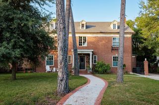 2522 Calumet Street, Houston, TX 77004