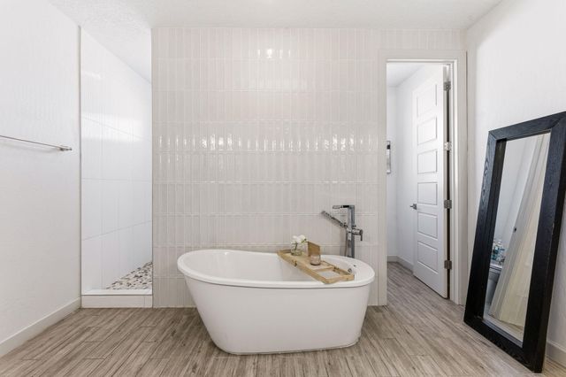 2414 Lynn Road SE, Rio Rancho, NM 87124