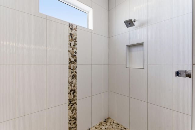 2414 Lynn Road SE, Rio Rancho, NM 87124