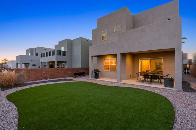 2414 Lynn Road SE, Rio Rancho, NM 87124