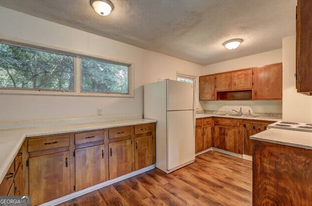 2423 Thrasher Avenue, Macon, GA 31206