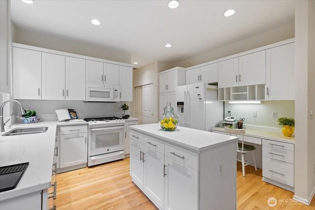 3223 163rd Place SE, Mill Creek, WA 98012