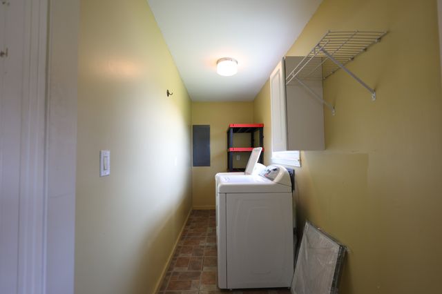 968 Old Nashville Hwy, Mc Ewen, TN 37101