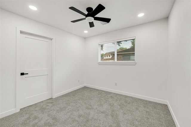 11411 Sagehurst Lane, Houston, TX 77089