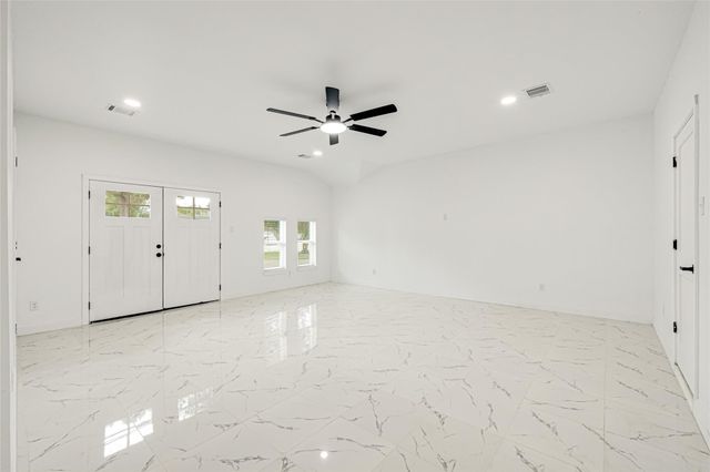 11411 Sagehurst Lane, Houston, TX 77089