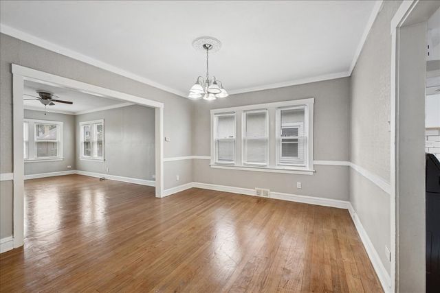 2016 S 10th Avenue, Maywood, IL 60153