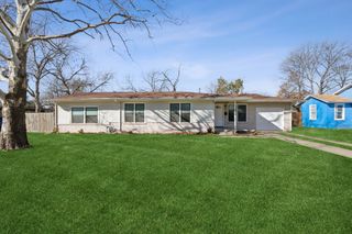 5032 Marks Place, Fort Worth, TX 76116