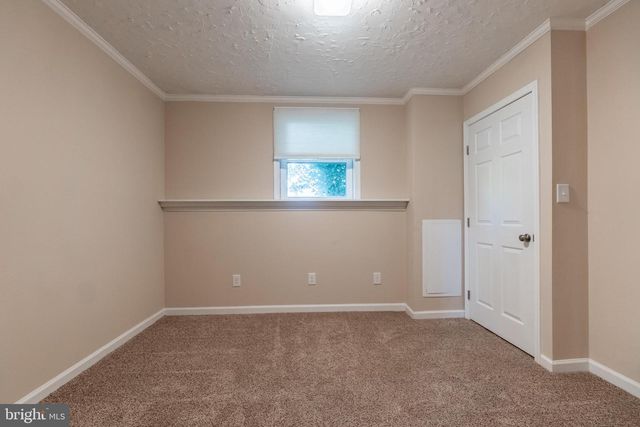 677 POPLAR ST, Hanover, PA 17331