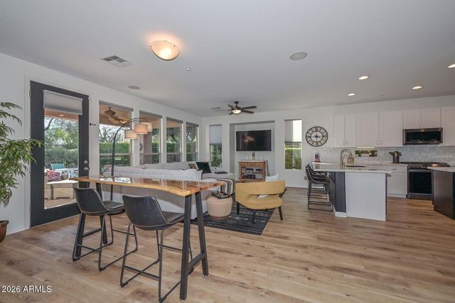 12917 W RED FOX Road, Peoria, AZ 85383