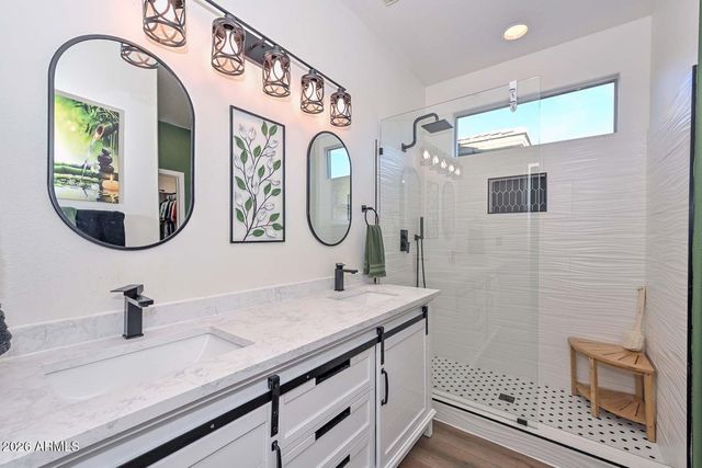 12917 W RED FOX Road, Peoria, AZ 85383