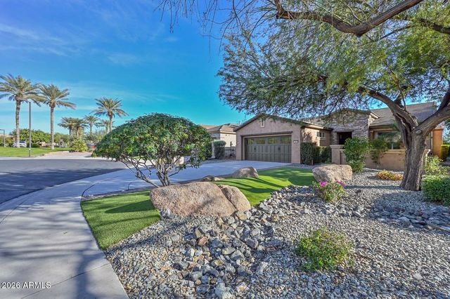 12917 W RED FOX Road, Peoria, AZ 85383