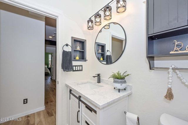 12917 W RED FOX Road, Peoria, AZ 85383