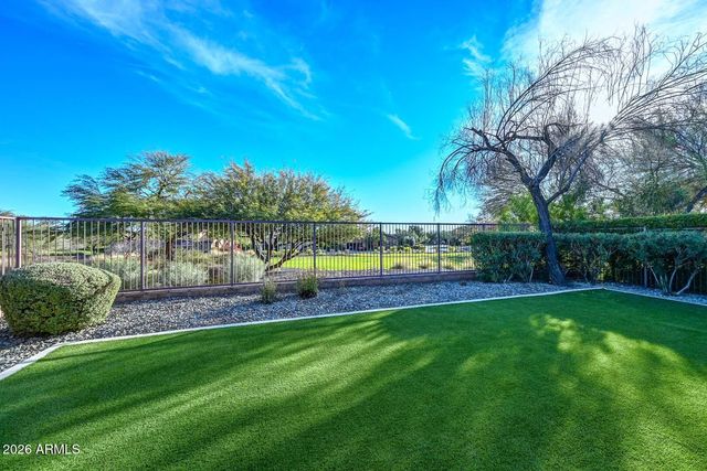 12917 W RED FOX Road, Peoria, AZ 85383