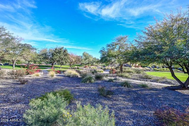 12917 W RED FOX Road, Peoria, AZ 85383