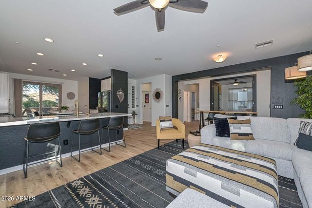 12917 W RED FOX Road, Peoria, AZ 85383