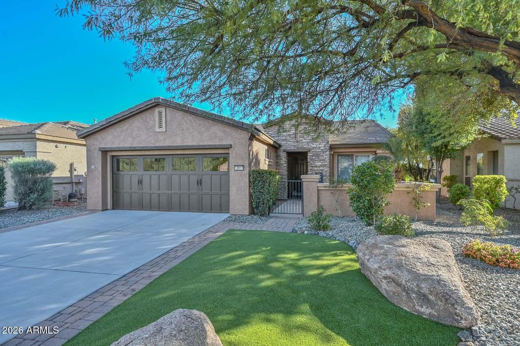 12917 W RED FOX Road, Peoria, AZ 85383