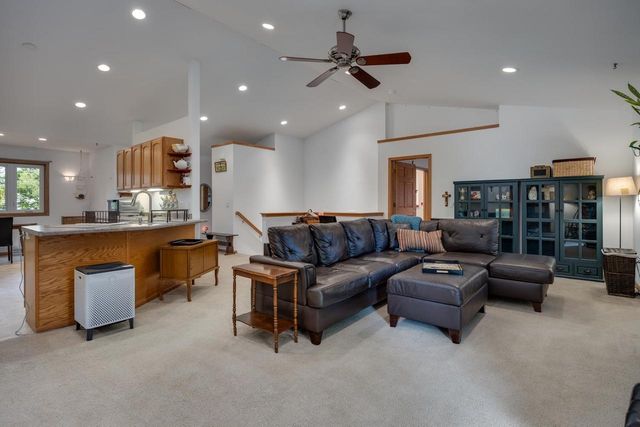 21 Garfield Street, Edgerton, WI 53534
