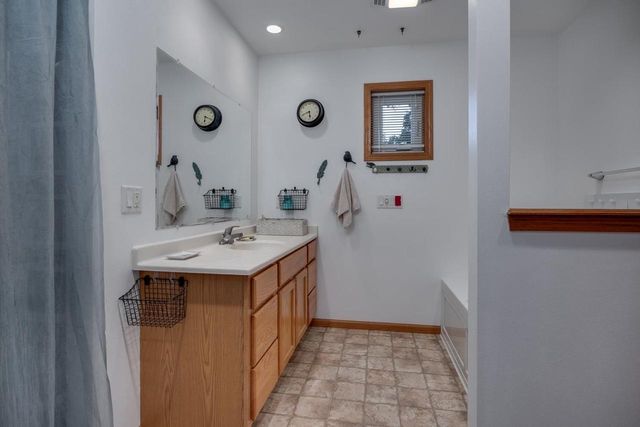 21 Garfield Street, Edgerton, WI 53534