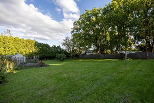21 Garfield Street, Edgerton, WI 53534