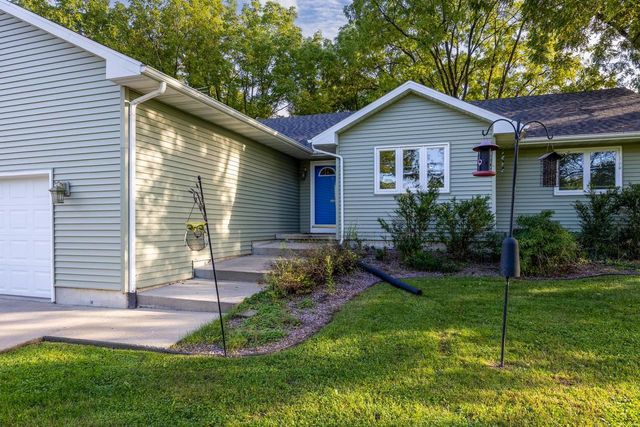 21 Garfield Street, Edgerton, WI 53534