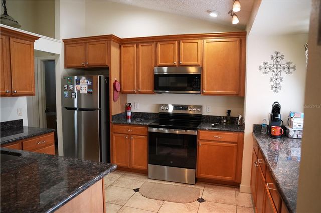 9705 LINGWOOD TRAIL, Orlando, FL 32817
