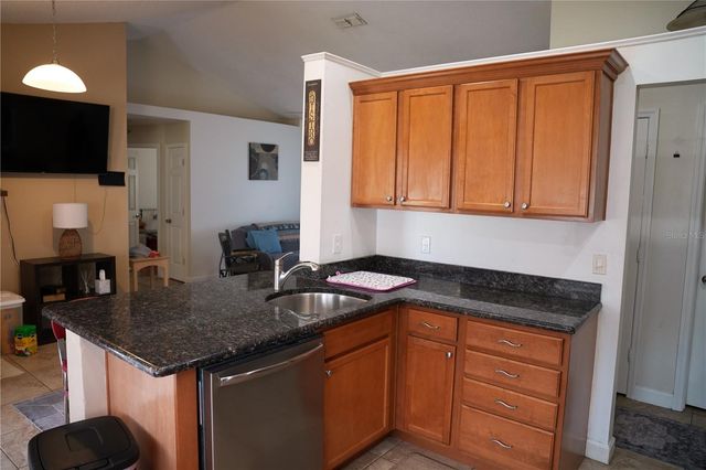 9705 LINGWOOD TRAIL, Orlando, FL 32817