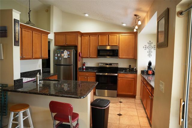 9705 LINGWOOD TRAIL, Orlando, FL 32817