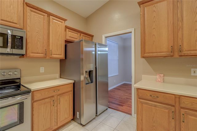 10215 EVERGREEN HILL DRIVE, Tampa, FL 33647