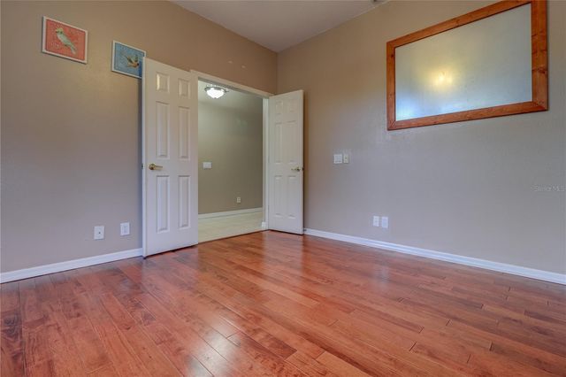 10215 EVERGREEN HILL DRIVE, Tampa, FL 33647