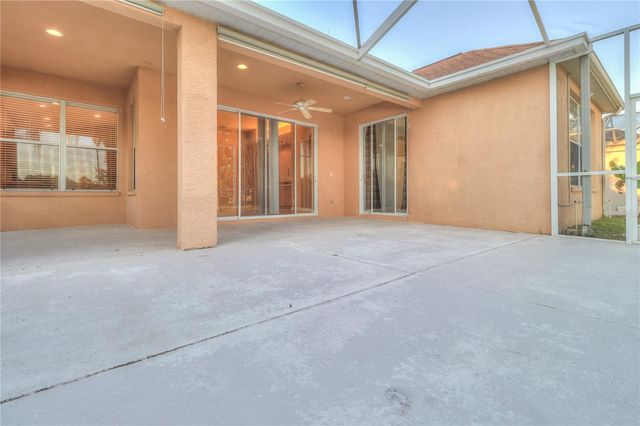 10215 EVERGREEN HILL DRIVE, Tampa, FL 33647