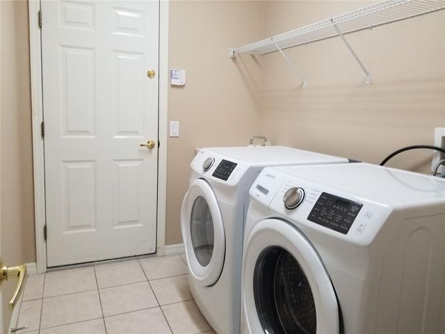 10215 EVERGREEN HILL DRIVE, Tampa, FL 33647