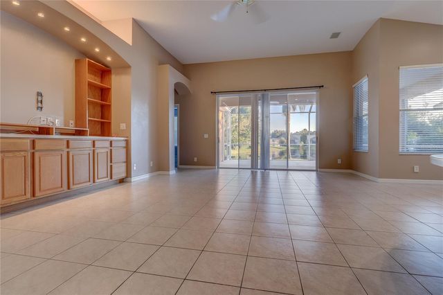 10215 EVERGREEN HILL DRIVE, Tampa, FL 33647