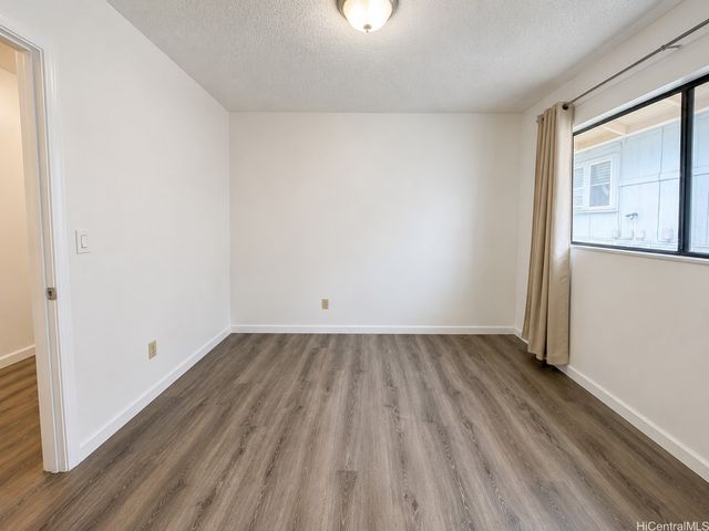 1409 Iao Lane, Honolulu, HI 96817