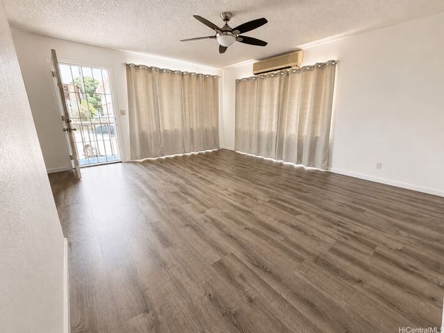 1409 Iao Lane, Honolulu, HI 96817
