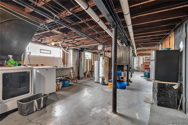 100 East Depew Avenue N, Buffalo, NY 14214