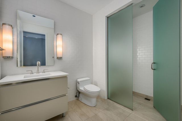 77 E WALTON Street 24A, Chicago, IL 60611