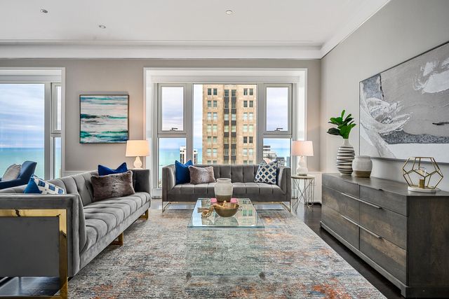 77 E WALTON Street 24A, Chicago, IL 60611