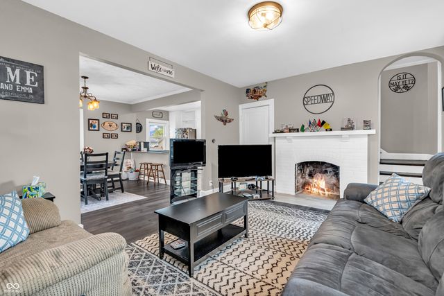 5210 Crawfordsville Road, Indianapolis, IN 46224