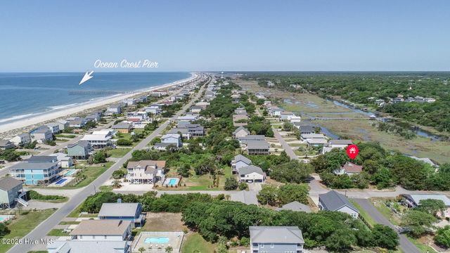 301 22nd Place E, Oak Island, NC 28465