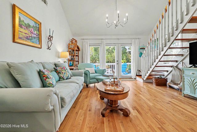 301 22nd Place E, Oak Island, NC 28465